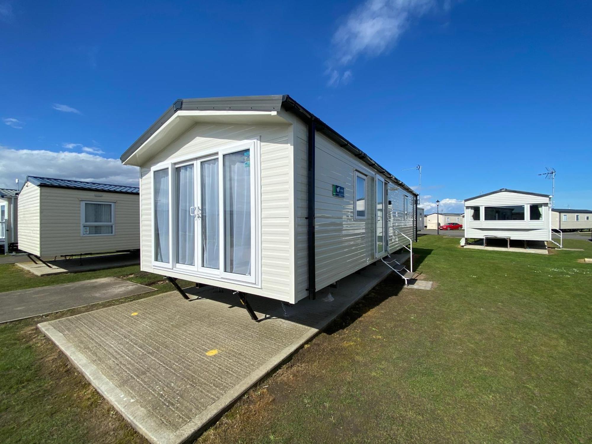 Verbzen Holiday Caravan At St Osyth Beach, Clacton-On-Sea By Verb Holidays Saint Osyth Екстер'єр фото